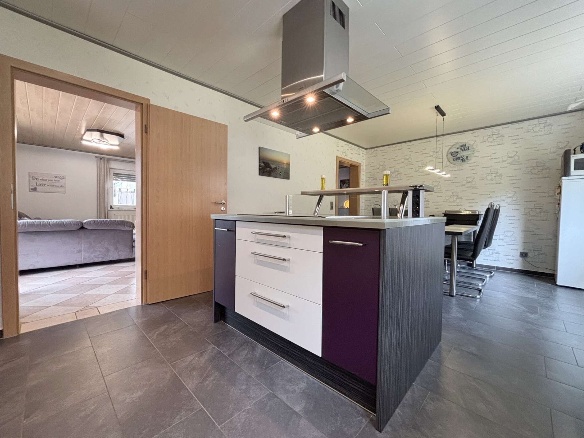 Immobilie in Lohra - Ihr Rückzugsort am Feldrand–Mehrfamilienhaus mit Garten, Pool und Sauna in Lohra-Kirchvers - Bild 8