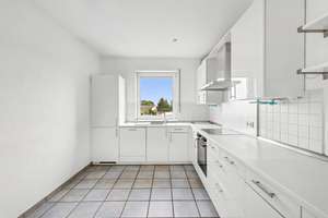 Lichtdurchflutete Maisonette-Whg. mit Garage & EBK & vielfältigen Nutzungsmöglichkeiten!!! – 40489 Wittlaer, Düsseldorf – Vorschaubild 8