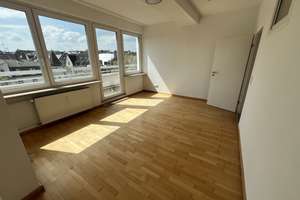 3 ZKB zentral mit Balkon + Ausblick – Kaiser-Friedrich-Ring 70, 65185 Mitte, Wiesbaden – Vorschaubild 2