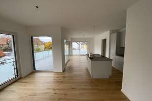 Lebendig wohnen in Laim: 3-Zimmer-Wohnung mit Balkon
