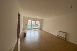 Komplett sanierte 3 ZKB mit Balkon, Industrieparkett und Wohnküche in stilvollem Altbau! – Mannheim – Vorschaubild 5
