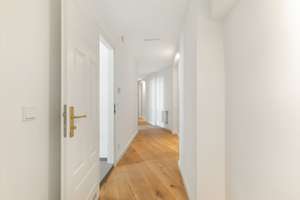 Hochwertig sanierte Altbauwohnung: Lichtdurchflutetes Raumwunder mit Balkon in Berlin Westend – Die vollständige Adresse der Immobilie erhältst du vom Anbieter., 14059 Westend, Berlin – Vorschaubild 6