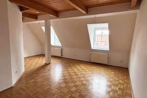 Parkett...Tageslichtbad...Wohnküche // 2-Zi.-Maisonette in Dobritz – Winterbergstraße 143, 1237 Seidnitz/Dobritz, Dresden – Vorschaubild 6