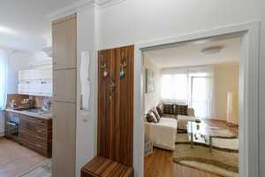 Exklusive, sanierte 2-Raum-Wohnung mit Balkon und EBK in Nürnberg – Friedrichstraße 40, 90408 Nürnberg – Vorschaubild 3