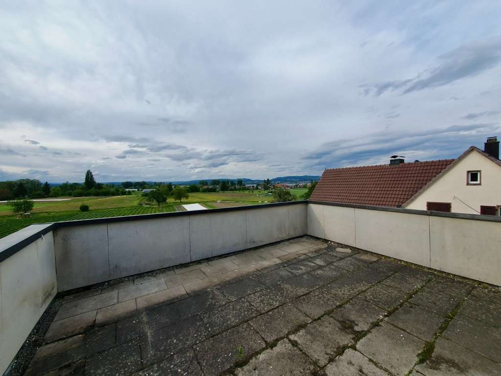 Immobilie in Moos - Wundervolle Seesicht mit Terrasse *4 Zimmer Wohnung* in Moos-Weiler - Bild 1