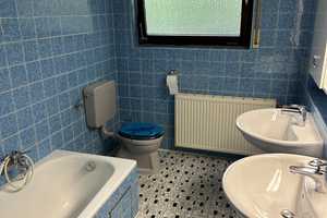 Zweifamilienhaus in Halbhöhenlage Nürtingens zu verkaufen – Hohenneuffenstraße 18, 72622 Esslingen (Kreis) – Vorschaubild 7