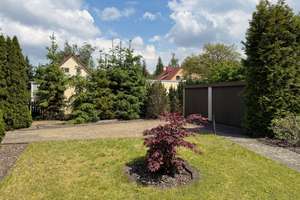 Sanierungsbedürftiges Einfamilienhaus auf ruhigem, sonnigem Grundstück in Berlin-Mahlsdorf – Die vollständige Adresse der Immobilie erhältst du vom Anbieter., 12623 Mahlsdorf, Berlin – Vorschaubild 4