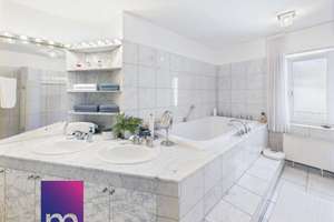 Property thumbnail 35