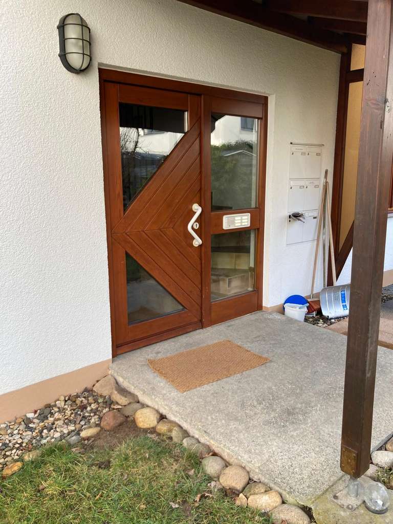 Immobilie in Steinenbronn - Helle, gepflegte 2 Zi.-Oberg.Whg. mit 50,48 qm Wfl.+Südbalkon/PKW-Stellplatz, Steinenbronn BB  - Bild 1