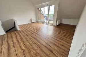 Helle 3-Zimmer-Maisonette mit Balkon in Düsseldorf-Wersten – Kölner Landstraße 115, 40591 Wersten, Düsseldorf – Vorschaubild 3