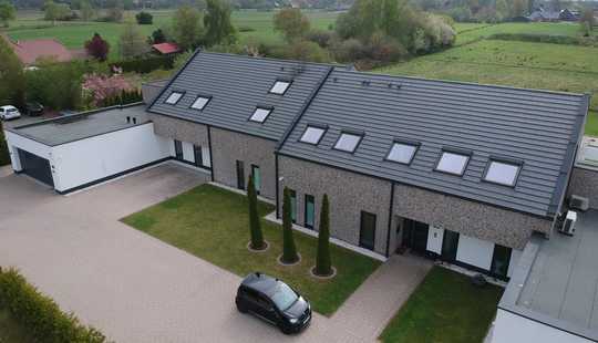 Bild von Großes wunderschönes Einfamilienhaus oder Gewerbeobjekt in Moormerland zum Kauf