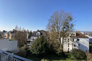 * Exklusives Einfamilienhaus in Bestlage Wiesbadens mit attraktivem Grundstück * – Gertrud-Bäumer-Straße 17, 65189 Südost, Wiesbaden – Vorschaubild 7