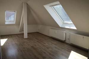 Wohnen mit Charakter: 2-Zimmer-Dachgeschosswohnung in Duisburg-Duissern – Heckenstraße 15, 47058 Duissern, Duisburg – Vorschaubild 5