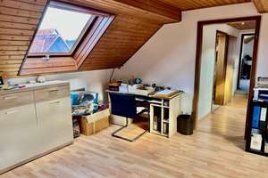 Wunderschönes Altstadthaus
zentral, idyllisch und mit außergewöhnlich viel Platz – Die vollständige Adresse der Immobilie erhältst du vom Anbieter., 61350 Bad Homburg vor der Höhe – Vorschaubild 23
