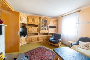 Charmantes Einfamilienhaus in Hanglage mit Garten, Terrasse und Garage – Die vollständige Adresse der Immobilie erhältst du vom Anbieter., 74321 Bietigheim-Bissingen – Vorschaubild 12