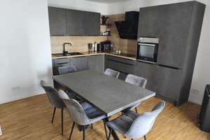 Moderne 3,5-Zimmer-Wohnung mit hochwertiger Einbauküche in Hockenheim – Schwetzinger Straße 99, 68766 Hockenheim – Vorschaubild 3