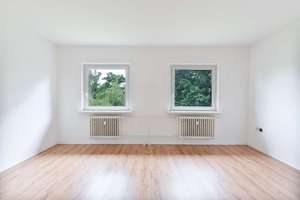 Wohnkomfort im Grünen – gepflegte Eigentumswohnung mit Balkon – Die vollständige Adresse der Immobilie erhältst du vom Anbieter., 12355 Rudow, Berlin – Vorschaubild 2