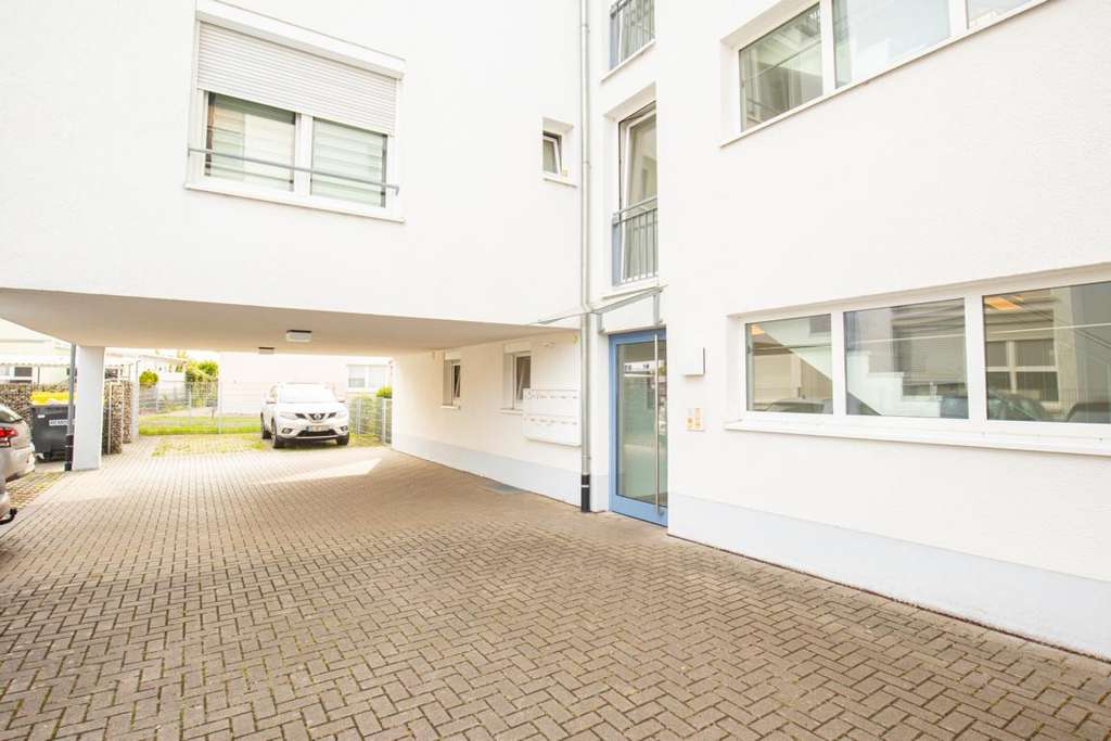 Immobilie in Ihringen - Zentral gelegene 3-Zimmer-Eigentumswohnung mit überdachtem Balkon und Stellplatz - Bild 1
