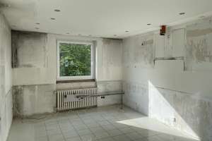 Sanierte Penthouse Wohnung mit 2 Balkonen und Stellplatz in Düsseldorf-Eller – Ludwigshafener Straße 35c, 40229 Eller, Düsseldorf – Vorschaubild 4
