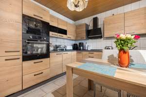 Attraktive Doppelhaushälfte mit Garage in Benrath – Die vollständige Adresse der Immobilie erhältst du vom Anbieter., 40597 Benrath, Düsseldorf – Vorschaubild 14