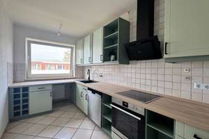HENSTEDT-RHEN: TOP WOHNUNG MIT BALKON UND CARPORT – Die vollständige Adresse der Immobilie erhältst du vom Anbieter., 24558 Henstedt-Ulzburg – Vorschaubild 5
