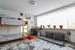 Kapitalanleger aufgepasst: Starkes Renditeobjekt mit Einliegerwohnung und großem Garten – Ludwigsburg (Kreis) – Vorschaubild 4