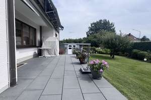 Großzügiges Zweifamilienhaus mit ausgebautem Dachgeschoss und Südgarten in Bielefeld-Quelle – 33649 Brackwede, Bielefeld – Vorschaubild 4