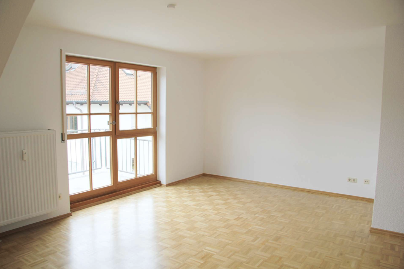 Attraktive 3,5-Zimmer-Wohnung mit Balkon & TG-Stellplatz in Laupheim, Biberach Kreis – Bild 2