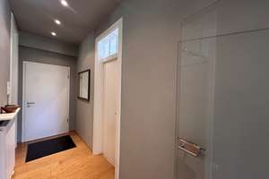 Wohnen mit Charakter: 4-Zimmer-Wohnung in Nürnberg-Erlenstegen – Schubertstraße 2, 90491 Erlenstegen, Nürnberg – Vorschaubild 3