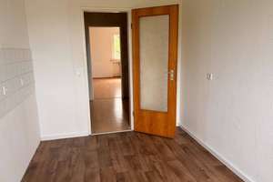 Helle 4-Zimmer-Wohnung mit BALKON und Wannenbad – Jaspersstraße 9, 42719 Wald, Solingen – Vorschaubild 12