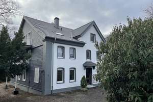 Sgn. Eiserfeld, komplett renovierte 104m² Wohnung 4 ZKB ohne Balkon, nur an Selbstzahler.