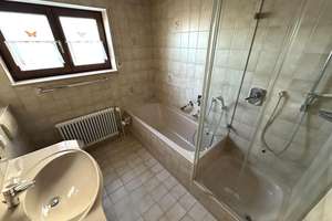 Charmante 4,5-Zimmerwohnung in kleiner Wohneinheit – Die vollständige Adresse der Immobilie erhältst du vom Anbieter., 72770 Betzingen, Reutlingen – Vorschaubild 11
