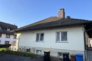 Einfamilienhaus mit 3 Garagen und Scheune in Friedberg (Hessen) – Beienheimer Straße 11, 61169 Friedberg (Hessen) – Vorschaubild 7