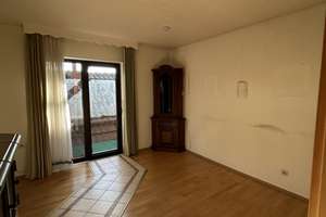 Großzügiges Zweifamilienhaus: zwei Wohneinheiten, zwei Garagen, Balkon und Nebengebäude im Spessart  – Die vollständige Adresse der Immobilie erhältst du vom Anbieter., 97816 Lohr am Main – Vorschaubild 15