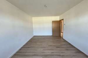 Helle Wohnung mit Balkon in Hilbersdorf – Stellplatz optional verfügbar – Zeißstraße  26, 9131 Hilbersdorf, Chemnitz – Vorschaubild 9