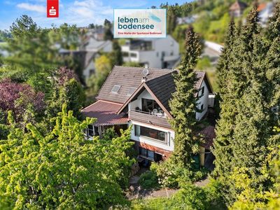 Freistehendes, großzügiges Wohnhaus mit zwei Wohnungen in bevorzugter Wohnlage