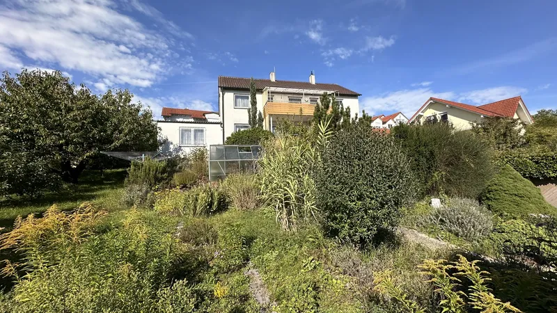 2-family house – Markgröningen – nature reserve view