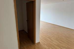 Wohnraum mit Substanz und Potenzial – MFH mit 7 Wohneinheiten, großem Grundstück und Garage – Die vollständige Adresse der Immobilie erhältst du vom Anbieter., 34596 Bad Zwesten – Vorschaubild 44