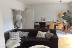 Lichtdurchflutete Wohnung mit großem Balkon, saniertem neuem Bad in ruhiger Lage und Blick ins Grüne – Düsseldorf – Vorschaubild 5
