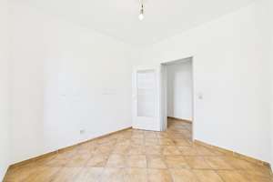 Optimale Grundrissstruktur im renovierungsbedürftigen 4-Zimmer-Wohntraum im beliebten D-Düsseltal – Die vollständige Adresse der Immobilie erhältst du vom Anbieter., 40237 Düsseltal, Düsseldorf – Vorschaubild 22