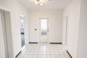 Immobilienpaket - 2 Wohnungen - 3 Garagen – Hafenstraße 49, 45356 Bergeborbeck, Essen – Vorschaubild 9