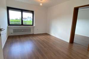 5-Zimmer Einfamilienhaus mit Garage in Pfaffenhofen an der Glonn – Die vollständige Adresse der Immobilie erhältst du vom Anbieter., 85235 Pfaffenhofen an der Glonn – Vorschaubild 12