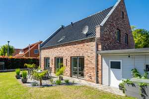 Energiesparendes Wohnen: Modernes Einfamilienhaus im KfW-40-Standard – Die vollständige Adresse der Immobilie erhältst du vom Anbieter., 26605 Aurich – Vorschaubild 4