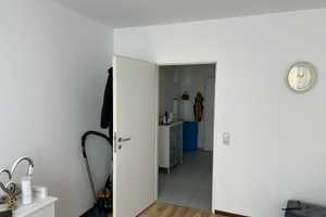 Gepflegte Wohnung mit Balkon und separater Küche Zentral in Aachen.  – Eifelstrasse 35, 52068 Aachen – Vorschaubild 2