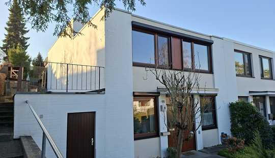 Bild von gepflegtes 3,5-Zimmer-Endreihenhaus mit Tiefgaragenstellplatz in bevorzugter Wohnlage