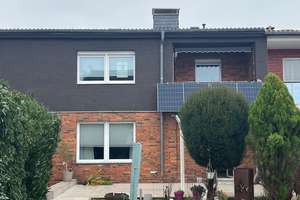 Pulheim-Mitte: Geräumiges Haus mit mehreren Nutzungsoptionen – Die vollständige Adresse der Immobilie erhältst du vom Anbieter., 50259 Pulheim – Vorschaubild 2