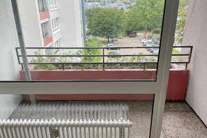 3-Zimmer-Wohnung + 2 Loggien! Frisch renoviert, separate Küche, Wannenbad, Aufzug – Gropiusweg 15, 44801 Querenburg, Bochum – Vorschaubild 10