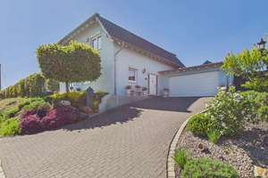 Exklusives Traumhaus mit Designer-Ausstattung & mediterranem Flair in Grenznähe (Belgien+Luxemburg) – Die vollständige Adresse der Immobilie erhältst du vom Anbieter., 54616 Winterspelt – Vorschaubild 2
