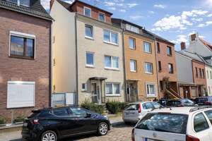 Mehrfamilienhaus mit 4 Einheiten in gefragter Lage
