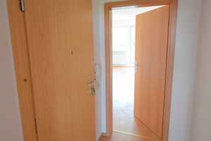 Ruhige 3-Zimmer-Wohnung in Neu-Olvenstedt zu vermieten! – Johannes-Göderitz-Str. 88, 39130 Magdeburg – Vorschaubild 13